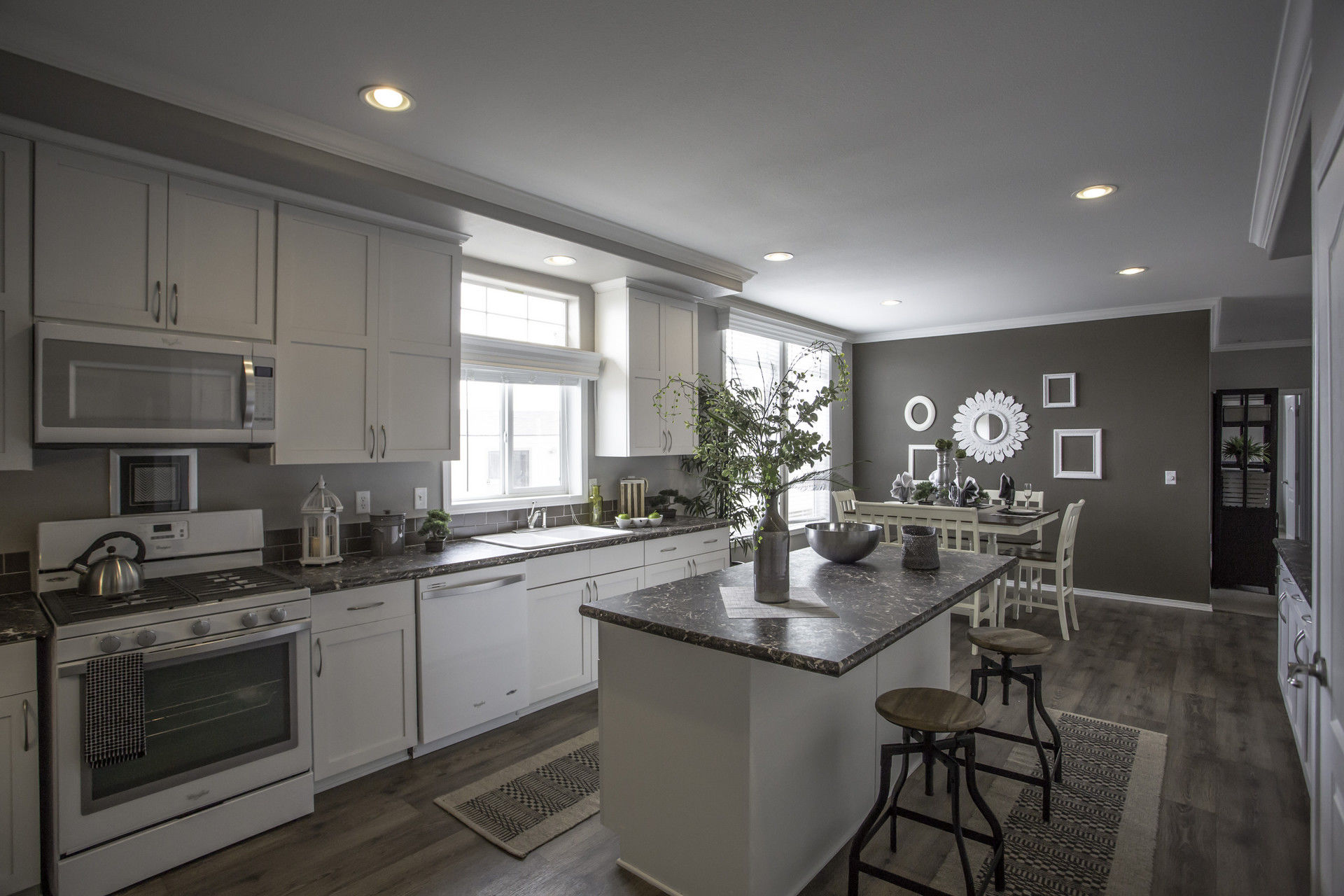 Enchantment 70 3 bed / 2 bath / 2100 sqft affordable home for 109900