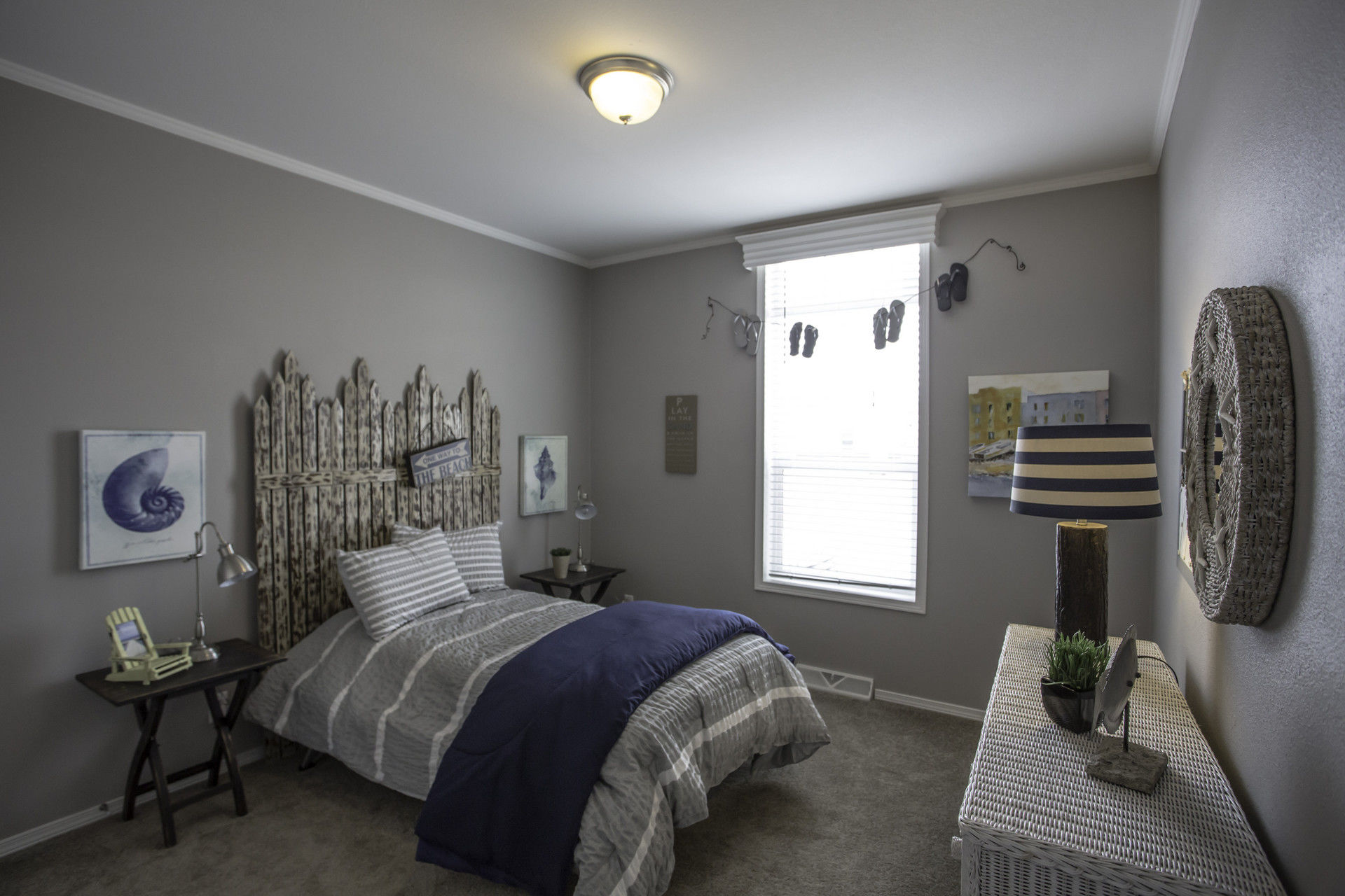 Enchantment 70 3 bed / 2 bath / 2100 sqft affordable home for 109900