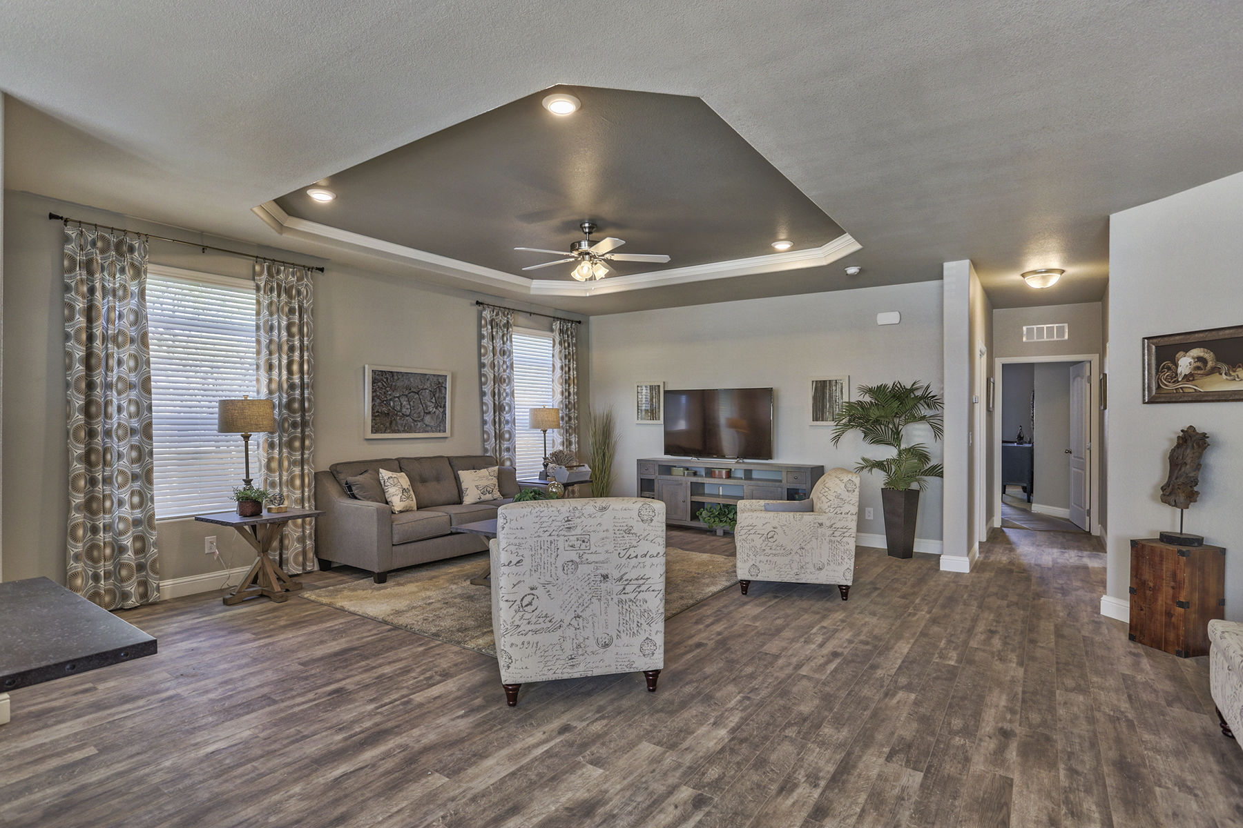 Champion Arizona 3 Bedroom Manufactured Home Skyland for 209,581