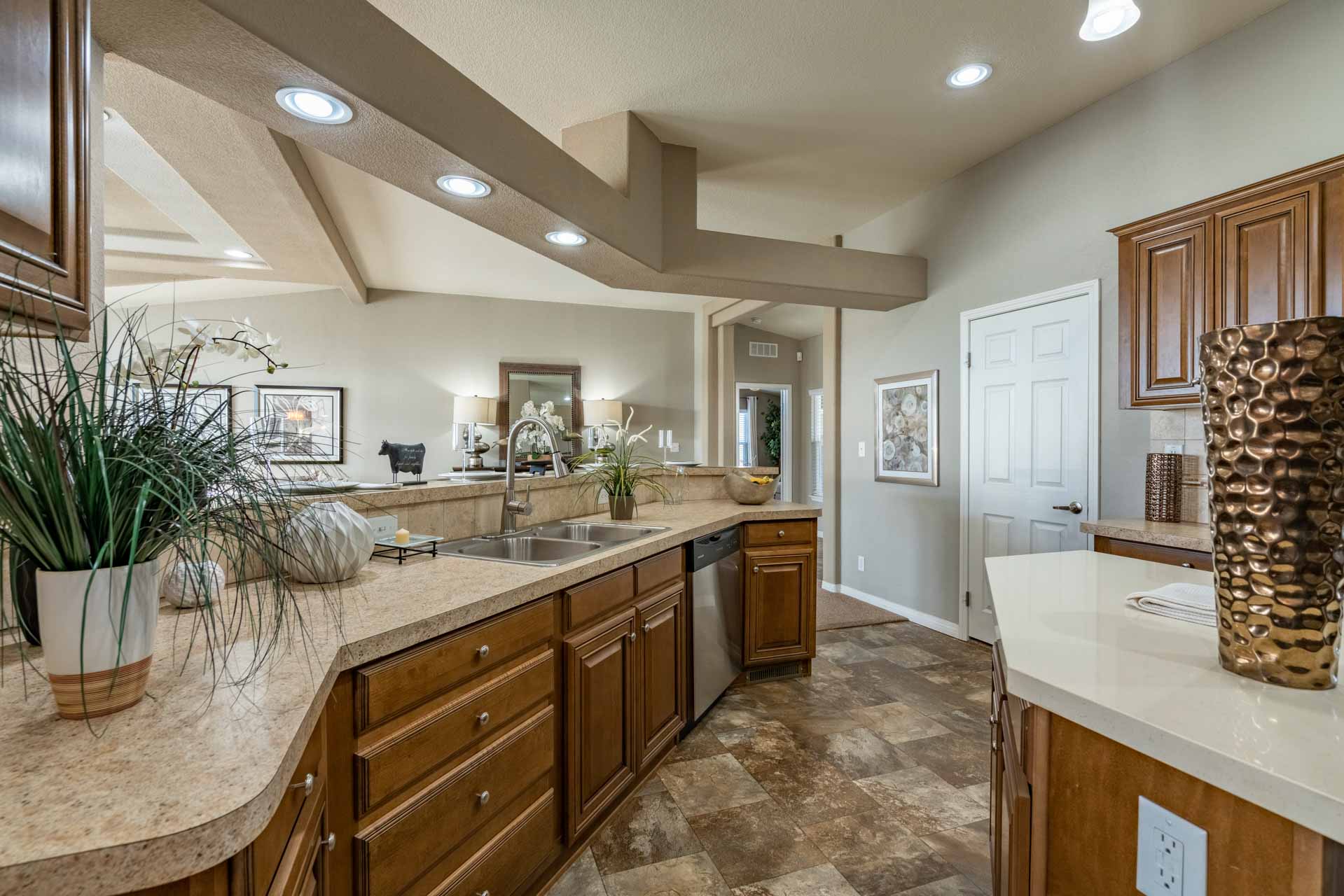 Golden West (Perris, CA) 4+ Bedroom Manufactured Home Hazer Hacienda