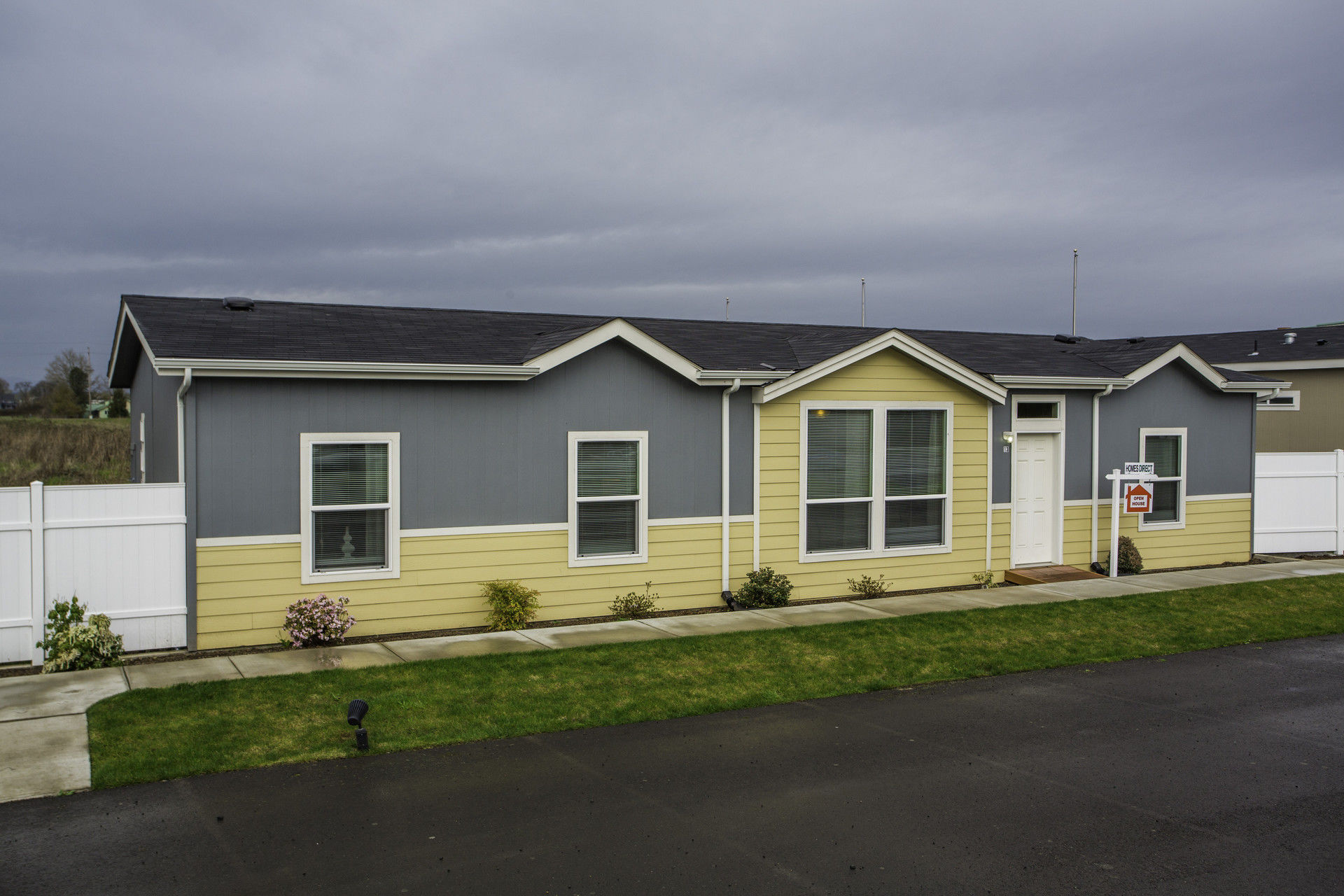 Trout Lake 3 bed / 2 bath / 1512 sqft affordable home for 71900