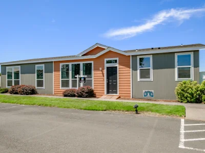 Diamond Peak Manufactured Home