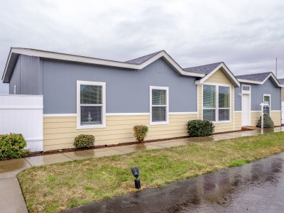 Trout Lake Manufactured Home