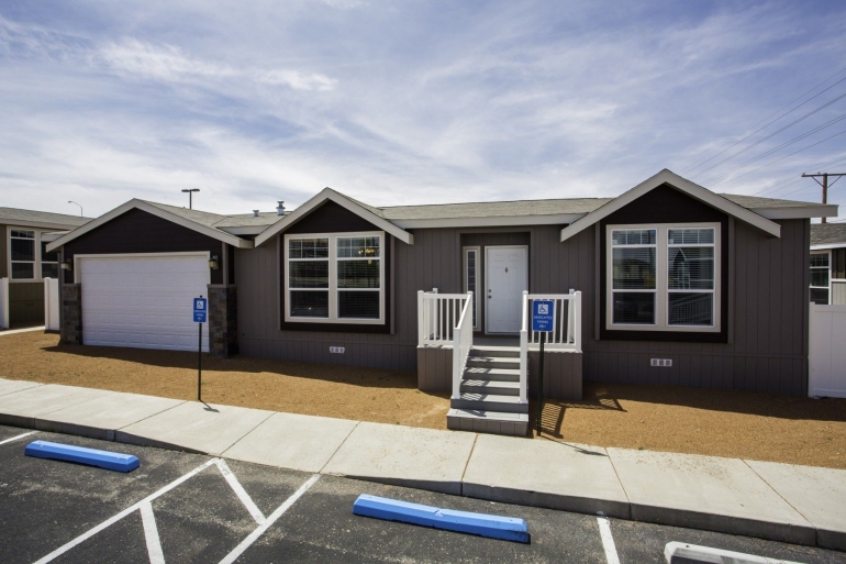 Karsten (New Mexico) 3 Bedroom Manufactured Home RC3164B for 136292 Model RC3164B from Homes