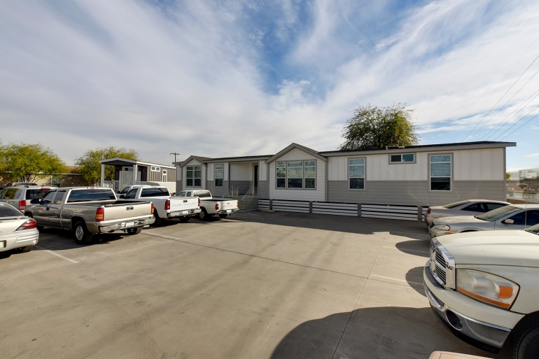 Champion Arizona 4+ Bedroom Manufactured Home Pecan for 130920 Model