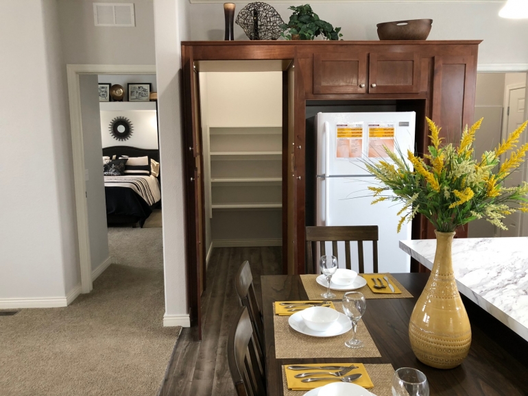 Golden West (Albany, OR) 3 Bedroom Manufactured Home Mount Vernon for 103585 Model RGS521F